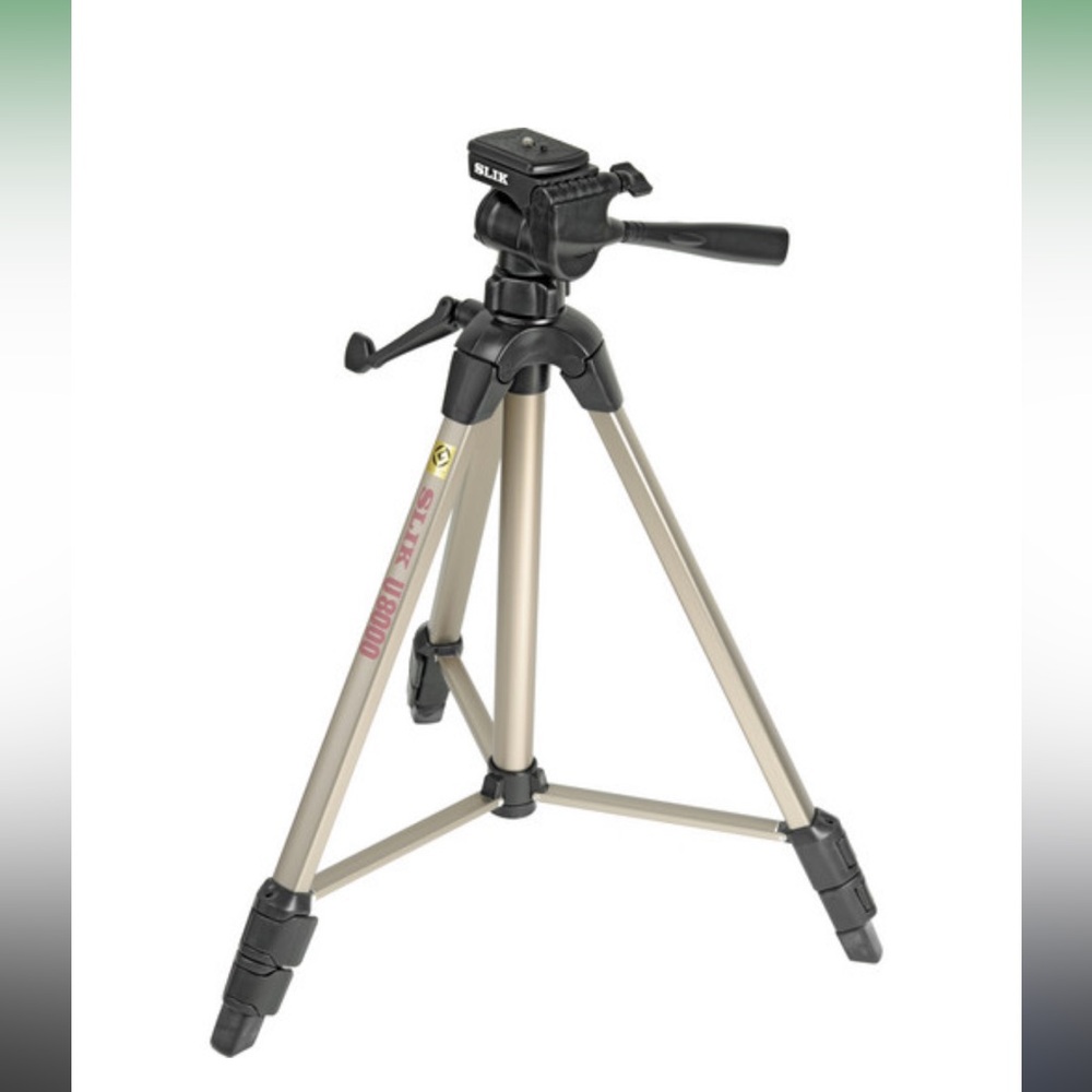 Slik U8000 Tripod with 3-Way, Pan-and-Tilt Head